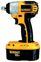 Фото - Дрель / шуруповерт DeWALT DC820KB