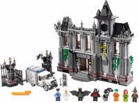 Фото - Конструктор Lego Batman Arkham Asylum Breakout 10937 