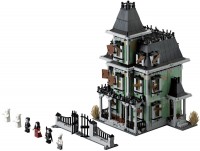 Фото - Конструктор Lego Haunted House 10228 