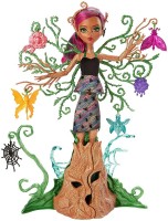 Фото - Кукла Monster High Garden Ghouls Treesa Thornwillow FCV59 