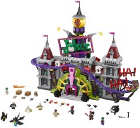 Фото - Конструктор Lego The Joker Manor 70922 