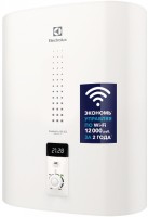 Фото - Водонагреватель Electrolux EWH 30 Centurio IQ 2.0 