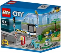 Фото - Конструктор Lego Build My City Accessory Set 40170 