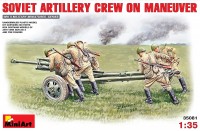 Фото - Сборная модель MiniArt Soviet Artillery Crew on Maneuver (1:35) 