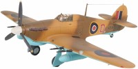 Фото - Сборная модель Revell Hawker Hurricane Mk.IIC (1:72) 