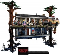 Фото - Конструктор Lego The Upside Down 75810 