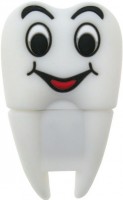 Фото - USB-флешка Uniq Smiling Tooth 16Gb