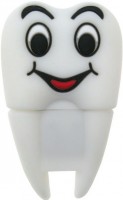 Фото - USB-флешка Uniq Smiling Tooth 3.0 128 ГБ