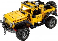 Фото - Конструктор Lego Jeep Wrangler 42122 
