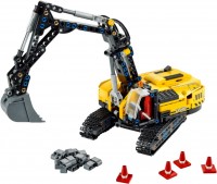 Фото - Конструктор Lego Heavy-Duty Excavator 42121 
