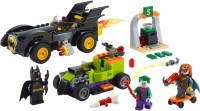 Фото - Конструктор Lego Batman vs The Joker Batmobile Chase 76180 