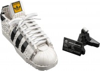 Фото - Конструктор Lego Adidas Originals Superstar 10282 