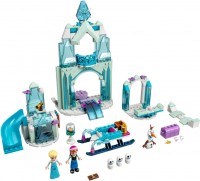 Фото - Конструктор Lego Anna and Elsas Frozen Wonderland 43194 