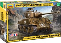 Фото - Сборная модель Zvezda US Medium Tank M4A3 (76) W Sherman (1:35) 