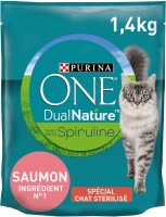 Фото - Корм для кошек Purina ONE DualNature Natural Defense Sterilised Salmon 1.4 kg 