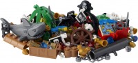 Фото - Конструктор Lego Pirates and Treasure VIP Add On Pack 40515 