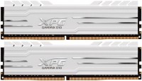 Фото - Оперативная память A-Data XPG Gammix D10 DDR4 2x16Gb AX4U320016G16A-DW10