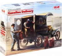 Фото - Сборная модель ICM Gasoline Delivery Model T 1912 Delivery Car with American Gasoline Loaders (1:24)