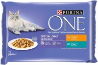 Фото - Корм для кошек Purina ONE Adult Sensitive Tuna/Chicken Pouch 4 pcs 