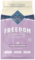 Фото - Корм для кошек Blue Buffalo Freedom Kitten Indoor Chicken 2.2 kg 