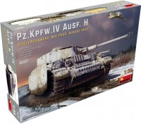 Фото - Сборная модель MiniArt Pz.Kpfw.IV Ausf. H Nibelungenwerk (1:35) 