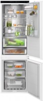 Фото - Встраиваемый холодильник Electrolux ENV 9MC18 S 