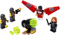Фото - Конструктор Lego Falcon and Black Widow Team Up 40418 