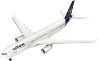 Фото - Сборная модель Revell Airbus A330-300 Lufthansa New Livery (1:144) 