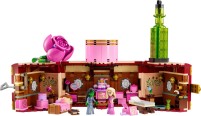 Фото - Конструктор Lego Glinda and Elphabas Dormitory 75683 