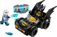 Фото - Конструктор Lego Batman and Batmobile vs Mr. Freeze 76301 