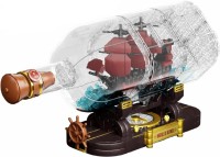 Фото - Конструктор Mould King Small Drift Bottle Mini Queen Revenger Ship 10085
