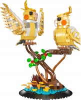 Фото - Конструктор Mould King Black Capped Lory 10150