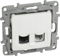 Фото - Розетка Legrand Niloe 764570 белый