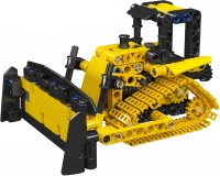 Фото - Конструктор Mould King Tracked Bulldozer 24020