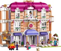 Фото - Конструктор Lego Heartlake City Grand Hotel 42704