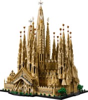 Фото - Конструктор Lego Sagrada Familia 21065