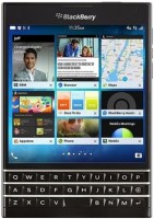 Фото - Мобильный телефон BlackBerry Passport 32 ГБ / 3 ГБ