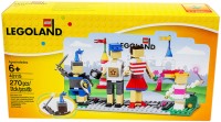 Фото - Конструктор Lego LEGOLAND Entrance with Family 40115 