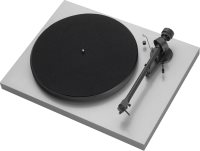 Фото - Проигрыватель винила Pro-Ject Debut III Phono USB 