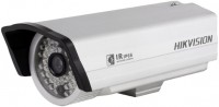 Фото - Камера видеонаблюдения Hikvision DS-2CD802P-IR1 