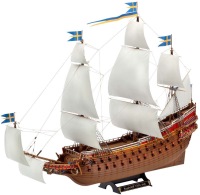 Фото - Сборная модель Revell Swedish Regal Ship VASA (1:150)