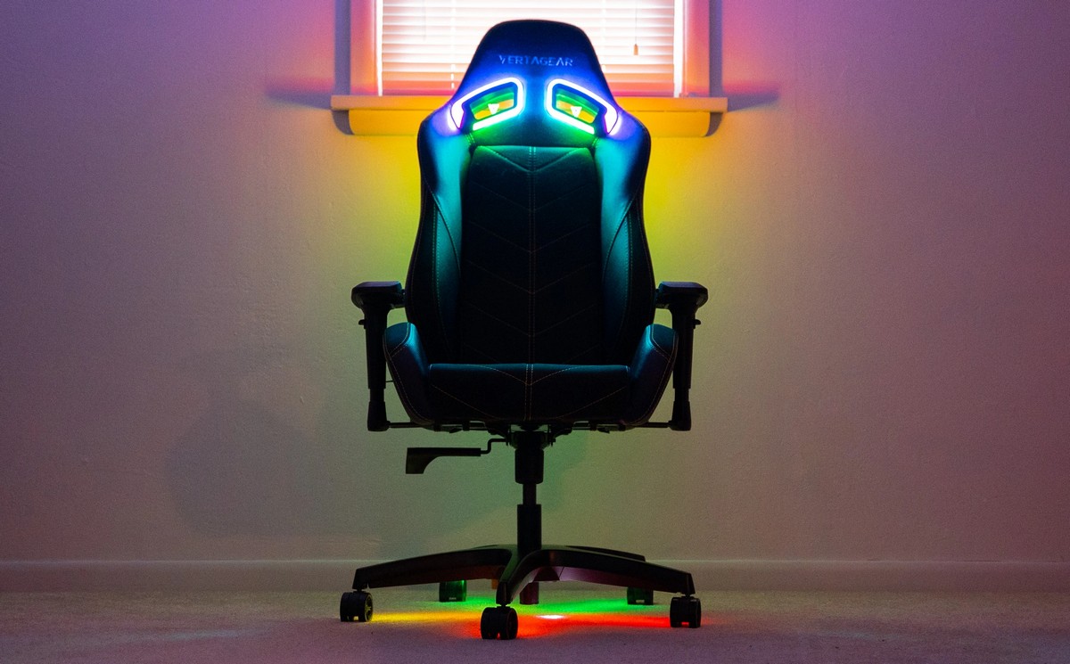 Кресло игровое kfa2 RGB. Компьютерный стул kfa2. RGB Chair. Пустое кресло компьютерное с темным фоном.